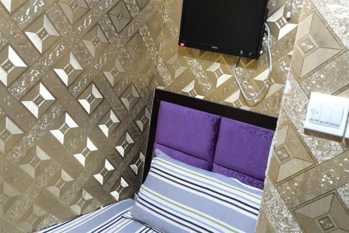 Gold Star Hotel - Image 7