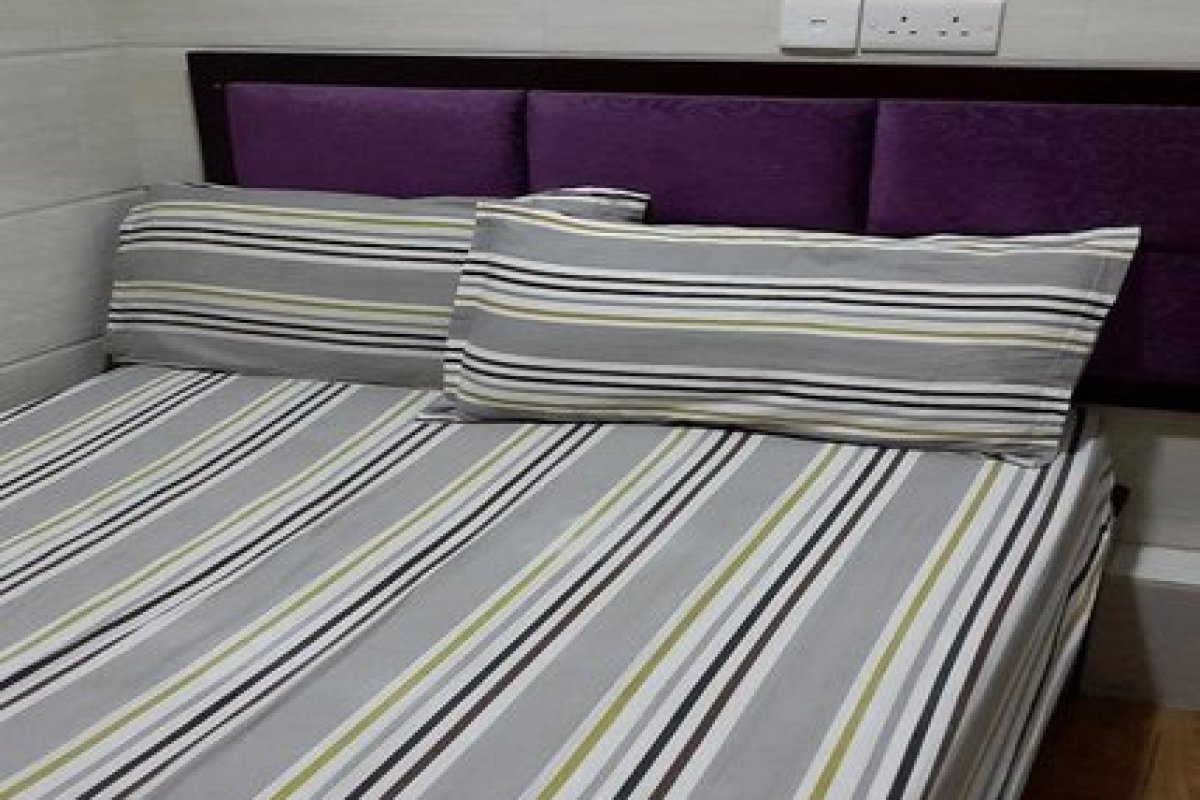 Gold Star Hotel - Image 8