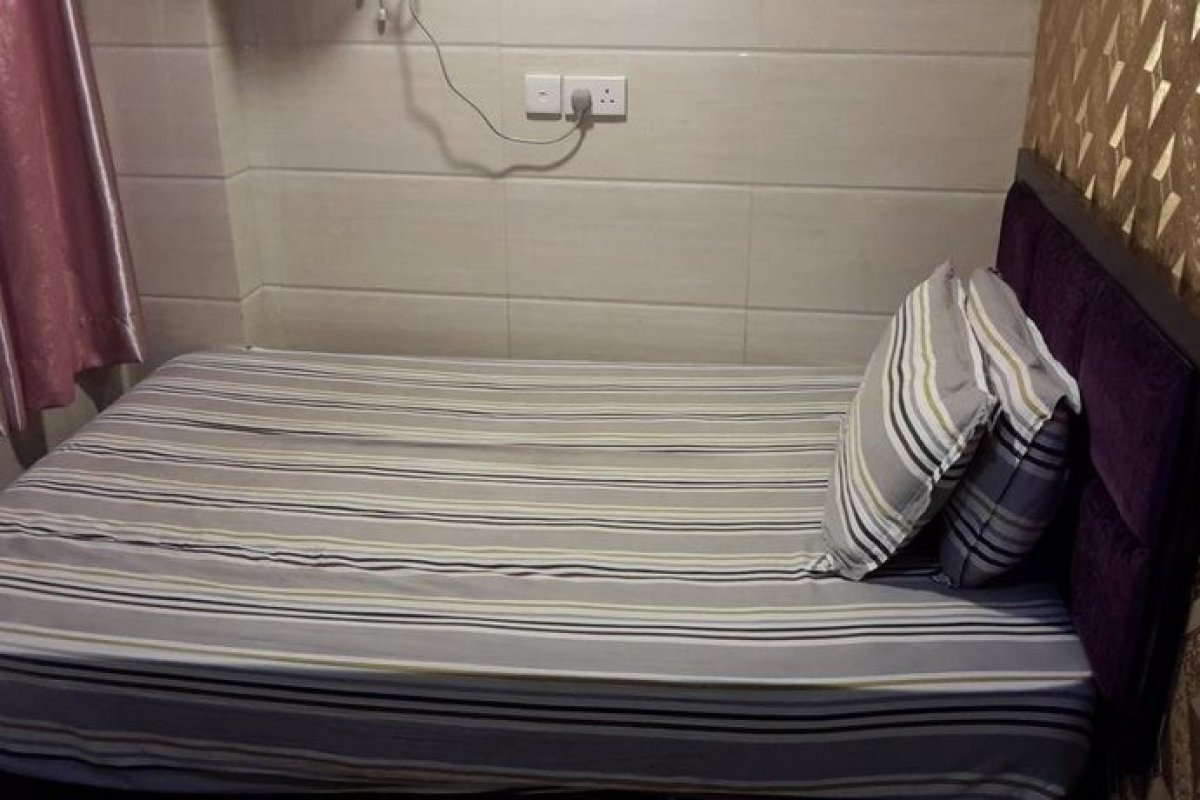 Gold Star Hotel - Image 10