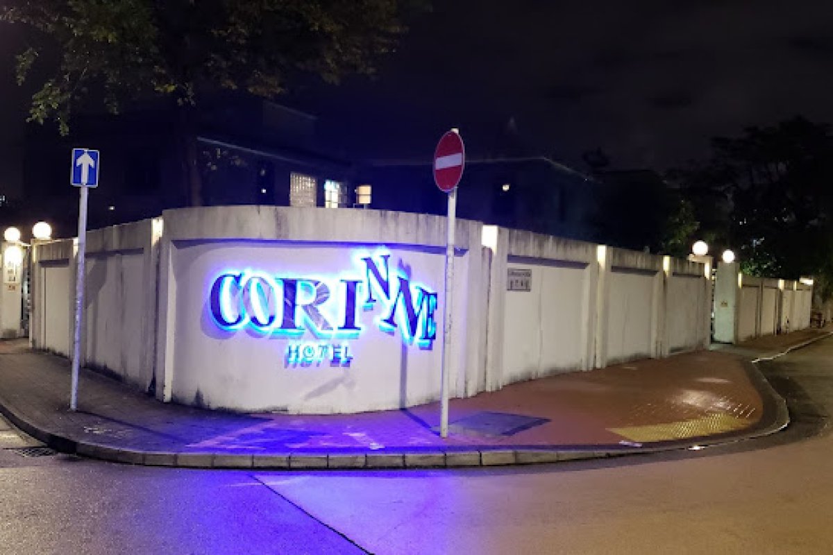 Corinne Hotel - Image 2